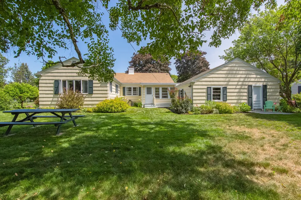 7 Park Lane Gorham ME 04038