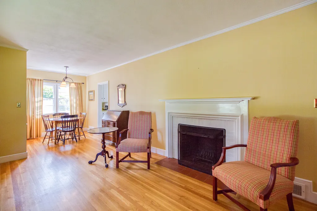 7 Park Lane Gorham ME 04038