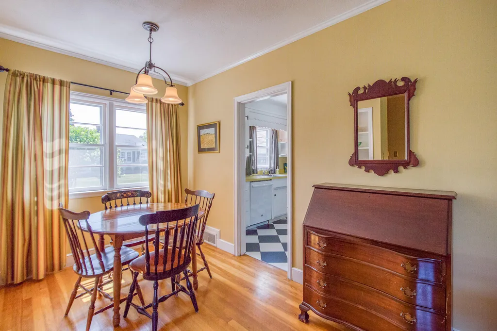 7 Park Lane Gorham ME 04038