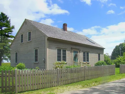 21 Geele Lane Waldoboro ME 04572