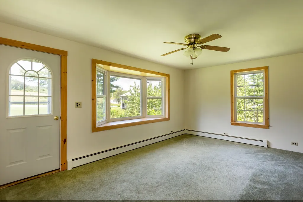 4 Half Penny Lane Wiscasset ME 04578