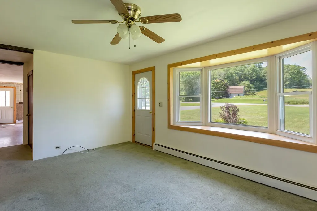 4 Half Penny Lane Wiscasset ME 04578