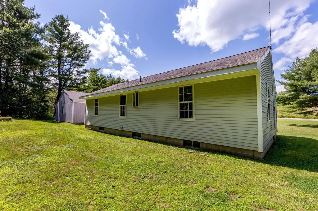 4 Half Penny Lane Wiscasset ME 04578