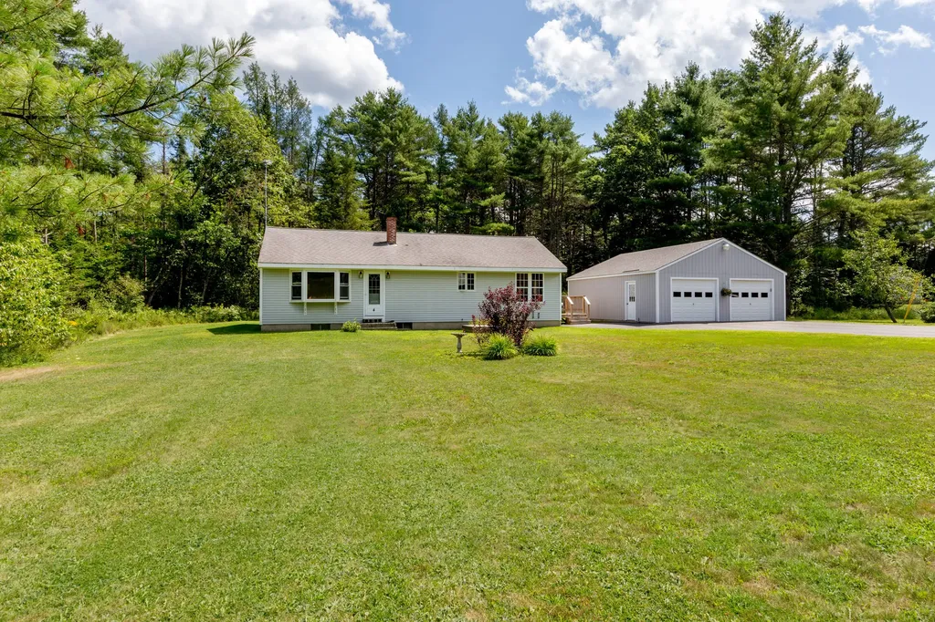 4 Half Penny Lane Wiscasset ME 04578