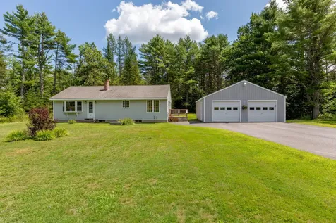 4 Half Penny Lane Wiscasset ME 04578