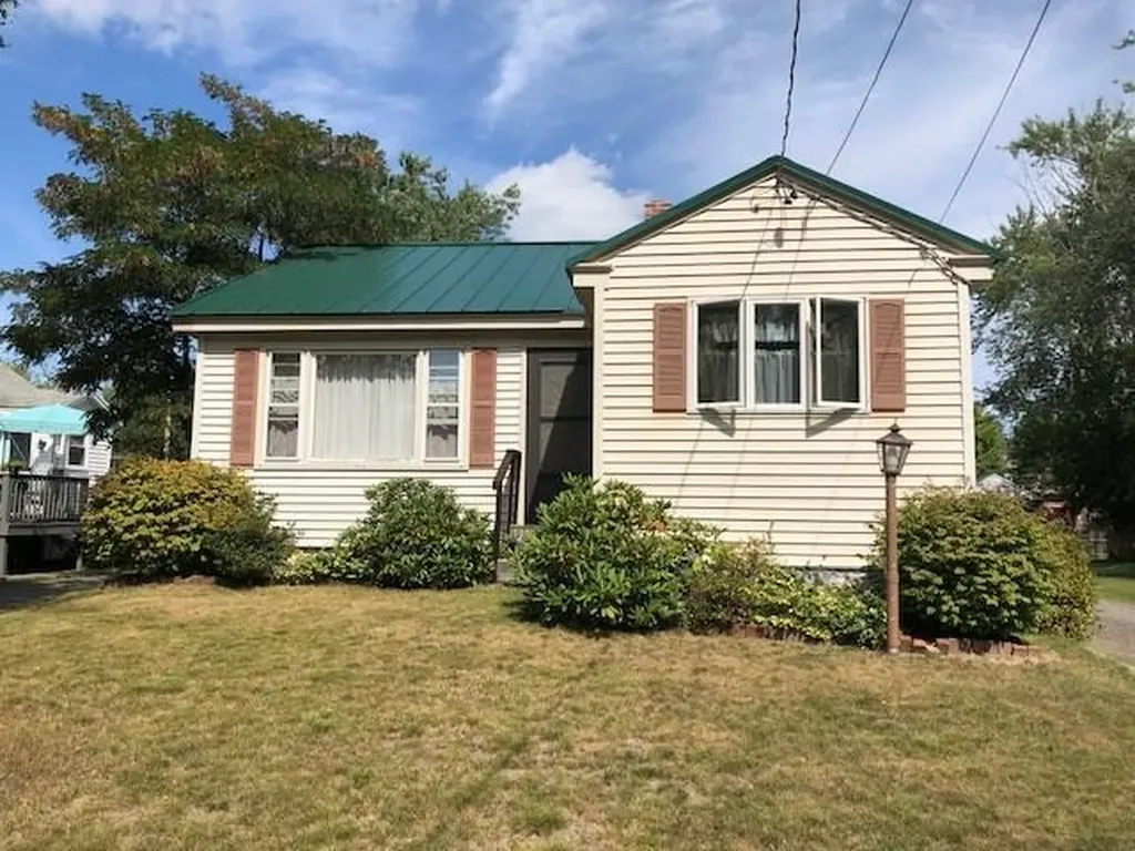 133 Allen Street Bangor ME 04401