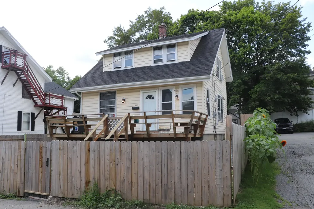 164 Court Street Bangor ME 04401