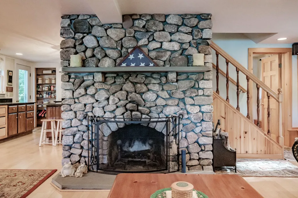 251 Mountain Road Denmark ME 04022