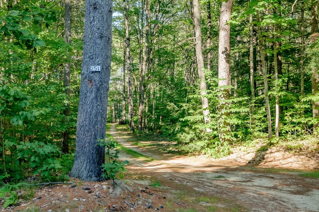 251 Mountain Road Denmark ME 04022