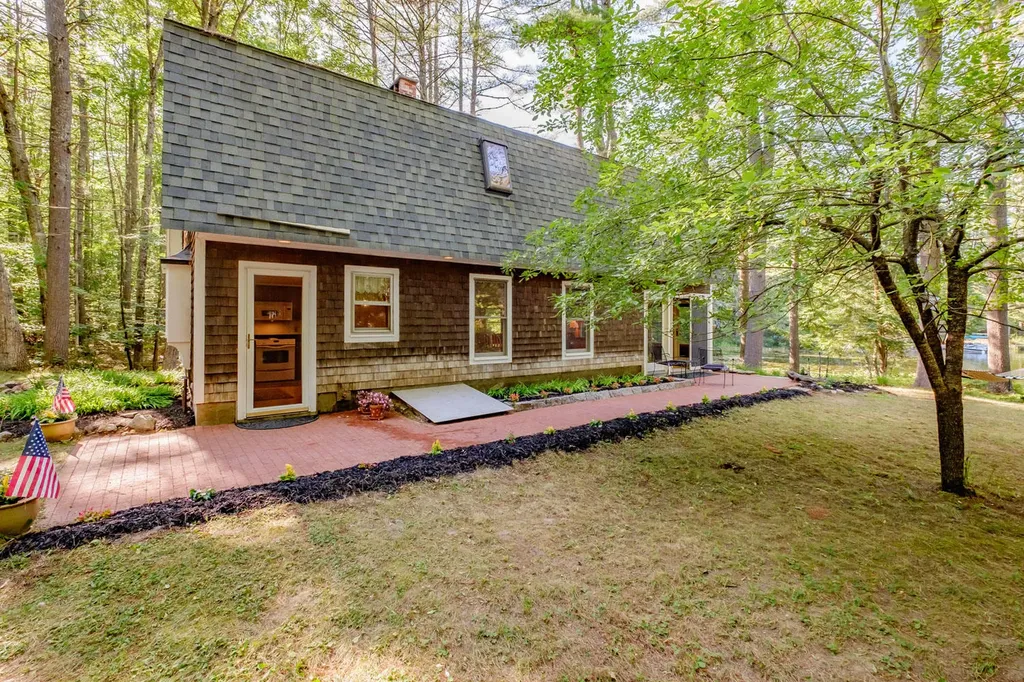 251 Mountain Road Denmark ME 04022
