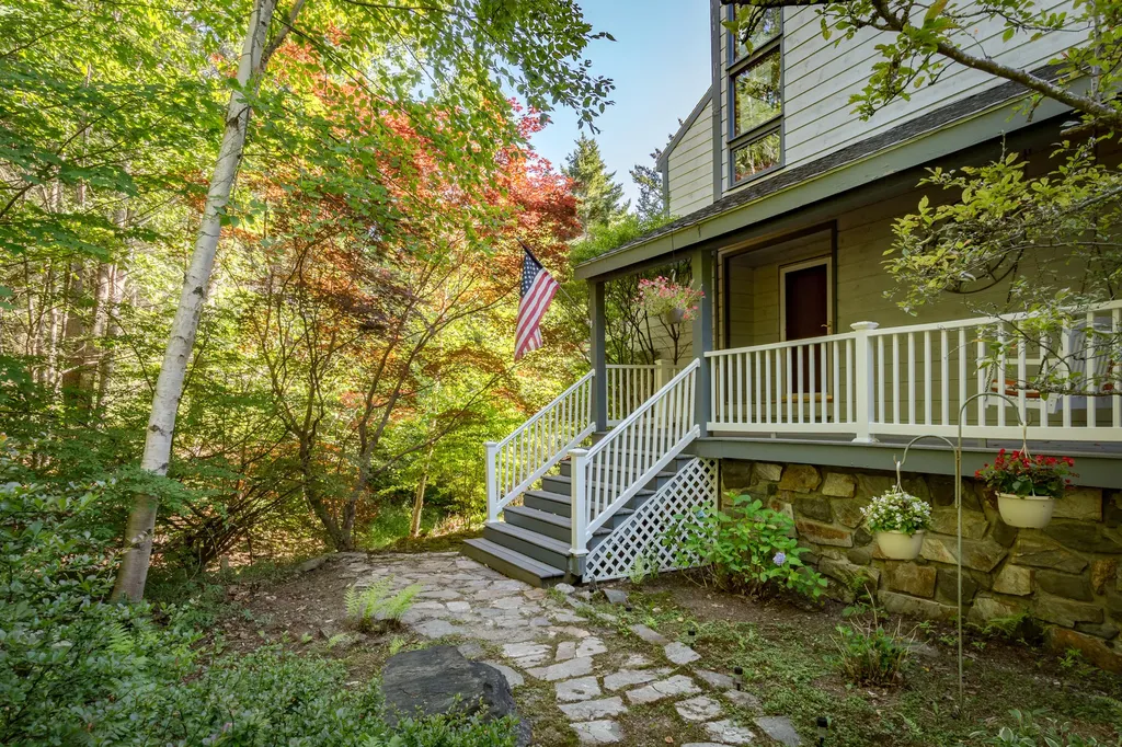 53 Harbor Ridge Road West Bath ME 04530