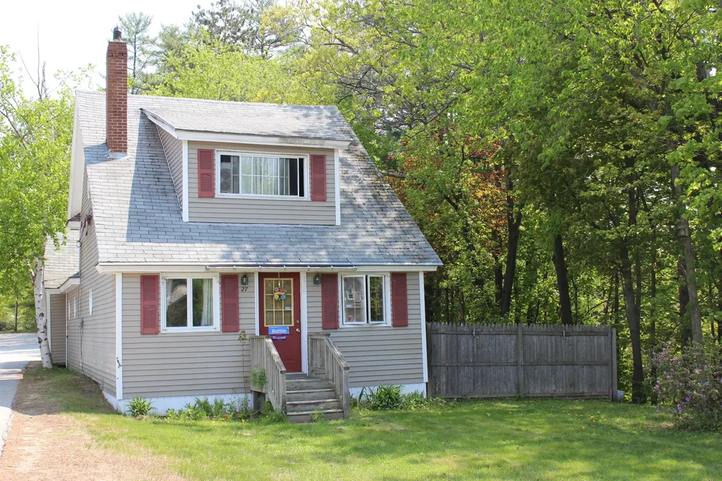 27 Highland Avenue Dixfield ME 04224