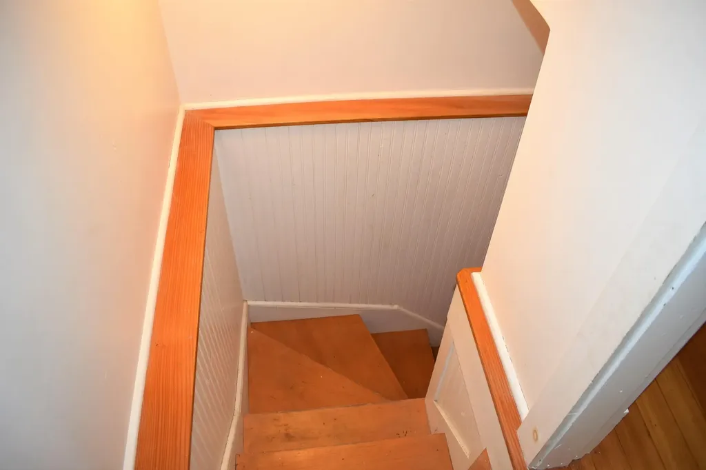 18 Summer Street Wiscasset ME 04578