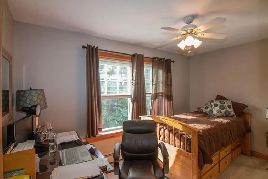 21 Horseshoe Lane Hampden ME 04444