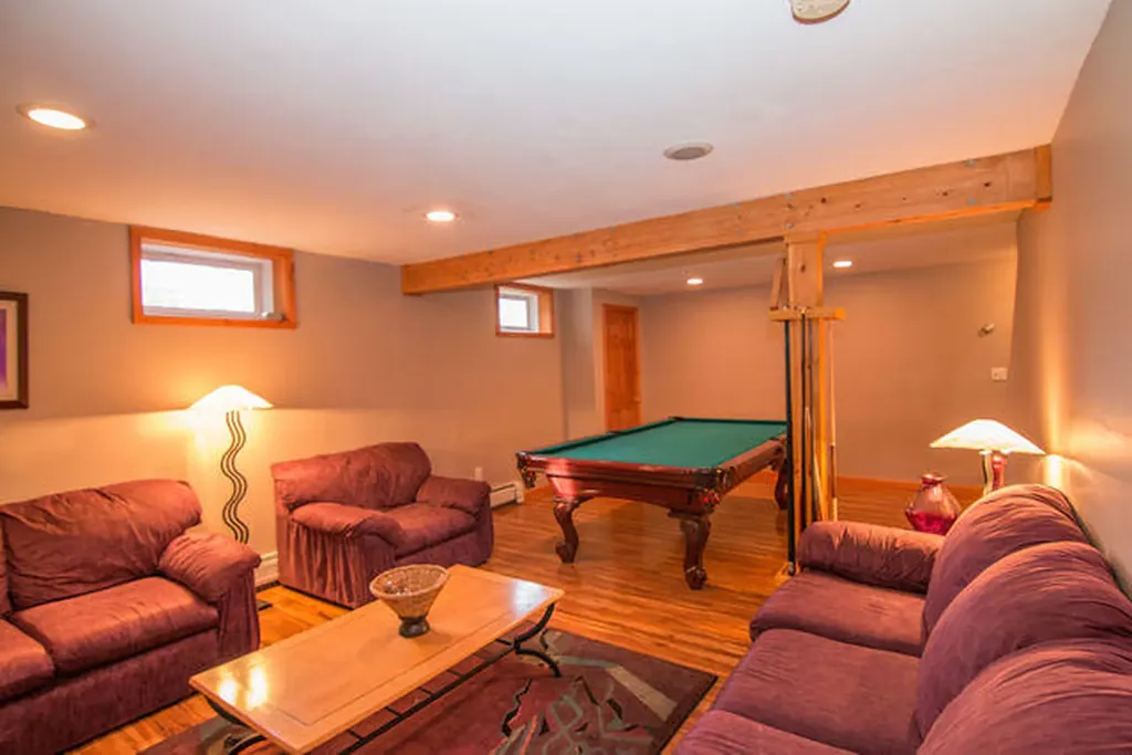 21 Horseshoe Lane Hampden ME 04444