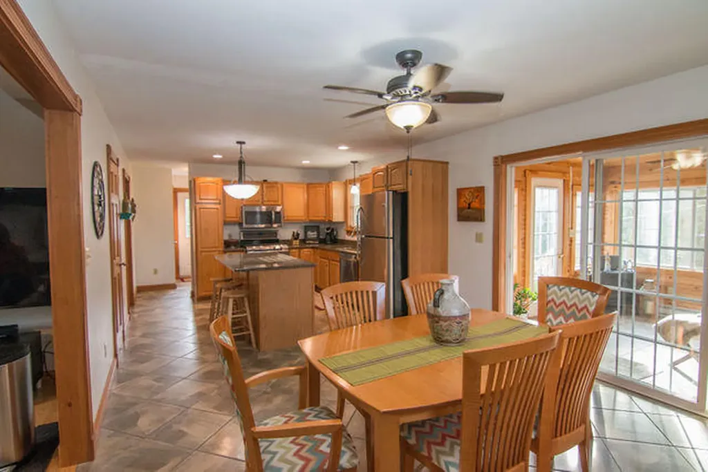 21 Horseshoe Lane Hampden ME 04444