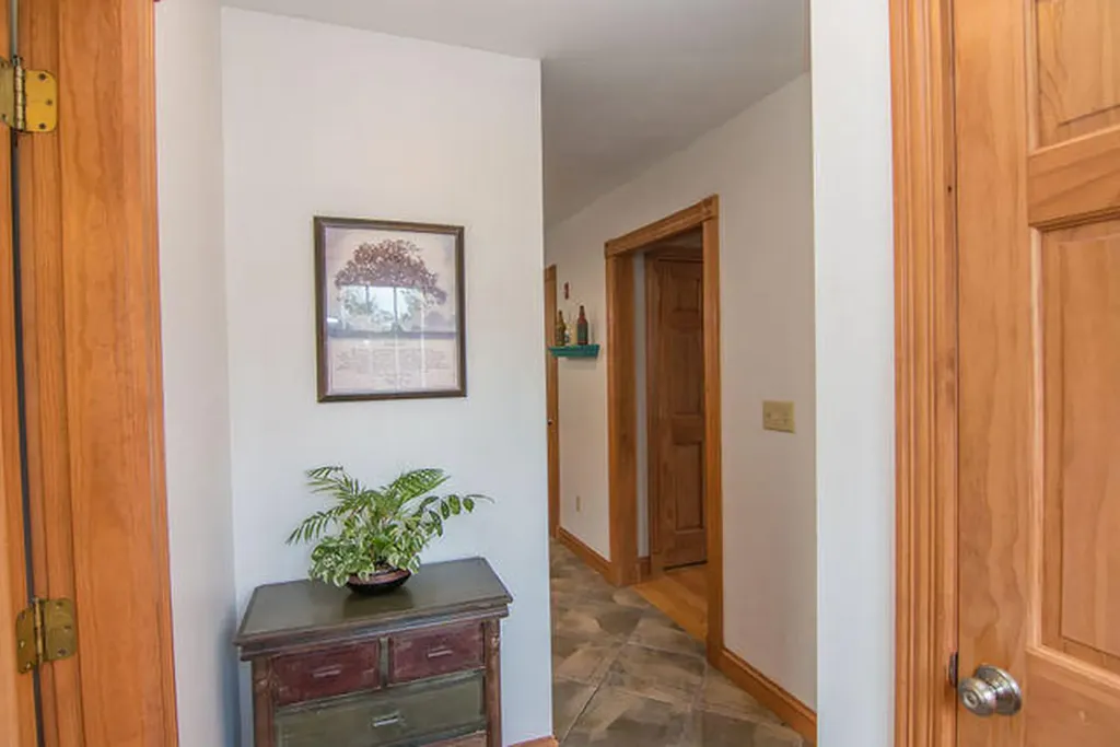 21 Horseshoe Lane Hampden ME 04444