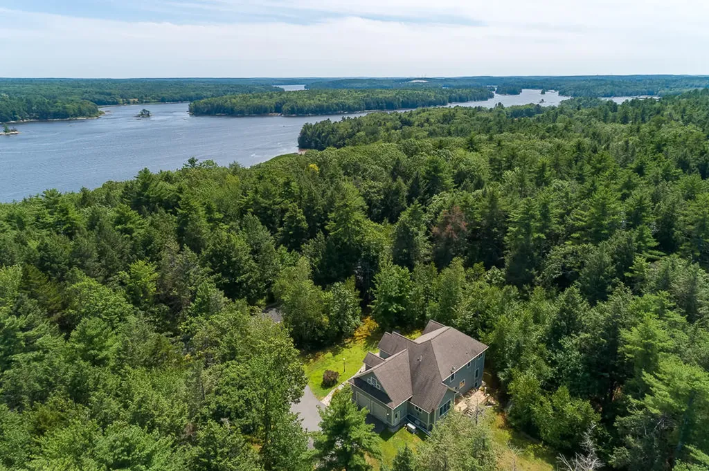 46 W Chops Point Road Bath ME 04530