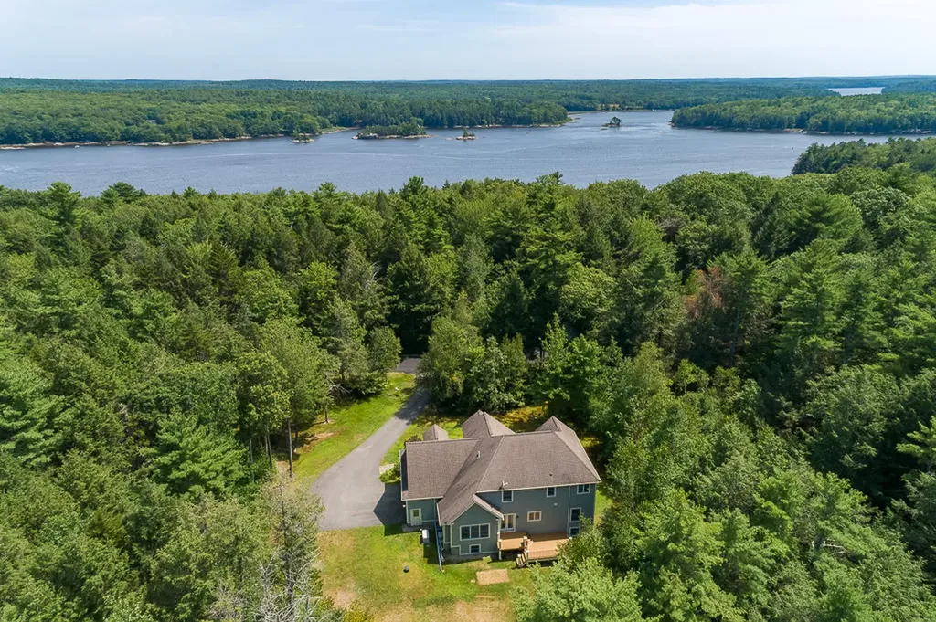 46 W Chops Point Road Bath ME 04530