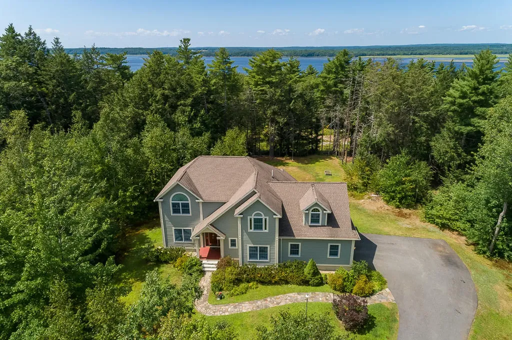 46 W Chops Point Road Bath ME 04530