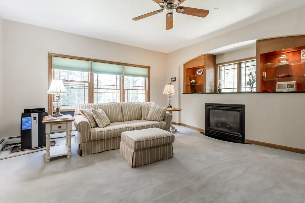 46 W Chops Point Road Bath ME 04530