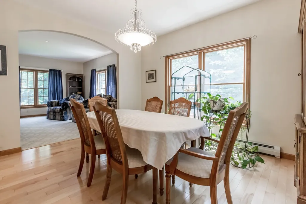46 W Chops Point Road Bath ME 04530