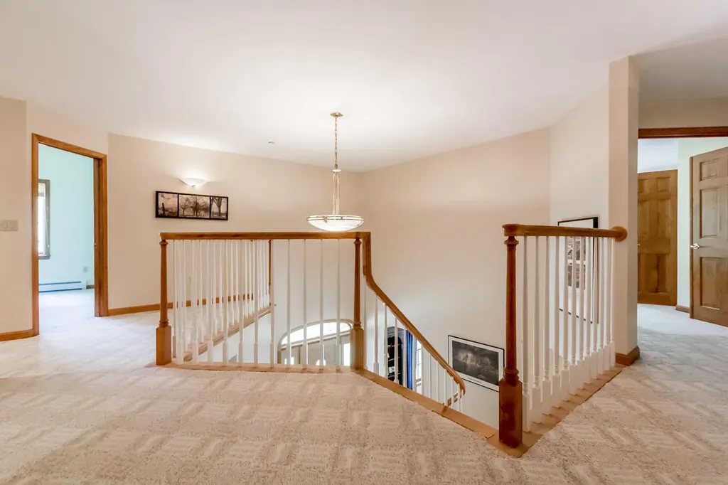 46 W Chops Point Road Bath ME 04530