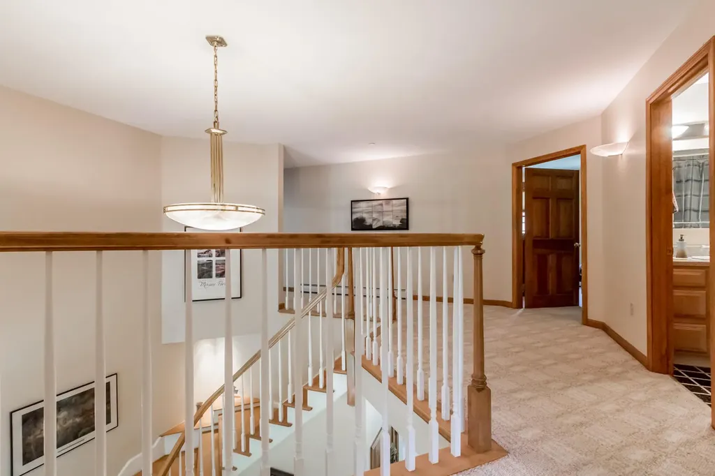 46 W Chops Point Road Bath ME 04530