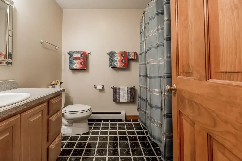 46 W Chops Point Road Bath ME 04530