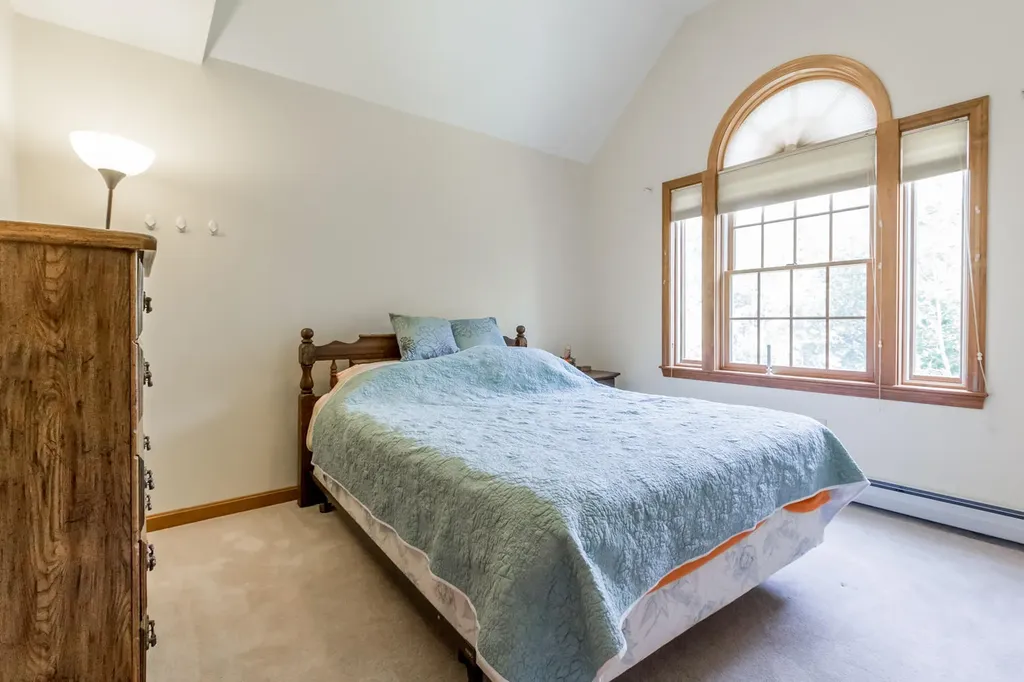 46 W Chops Point Road Bath ME 04530