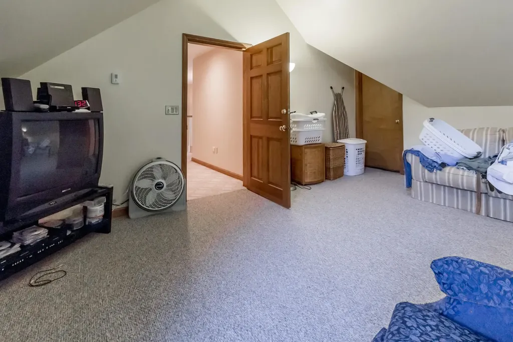 46 W Chops Point Road Bath ME 04530