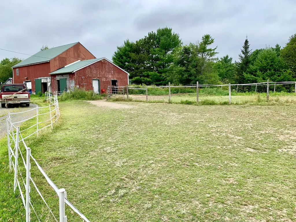 2846 Ohio Street Glenburn ME 04401