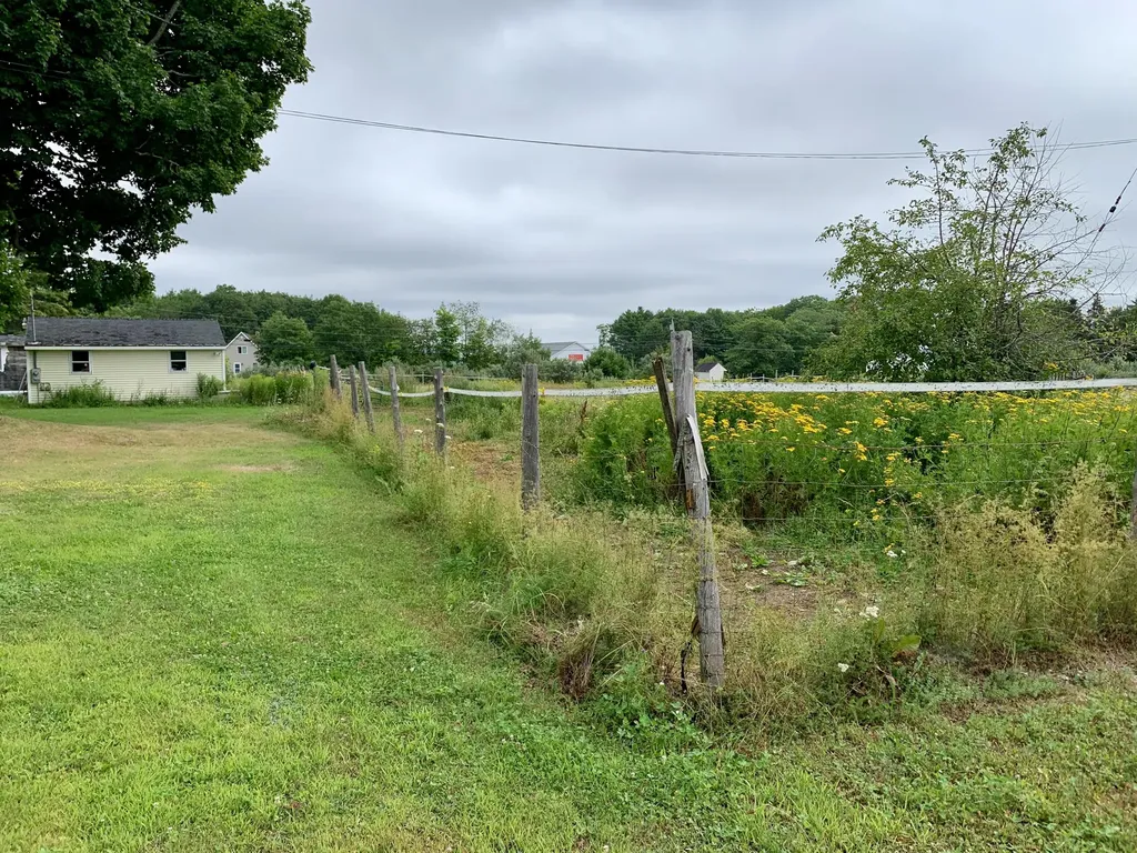 2846 Ohio Street Glenburn ME 04401