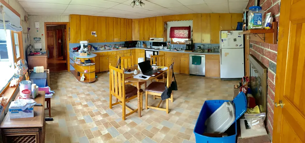 2846 Ohio Street Glenburn ME 04401