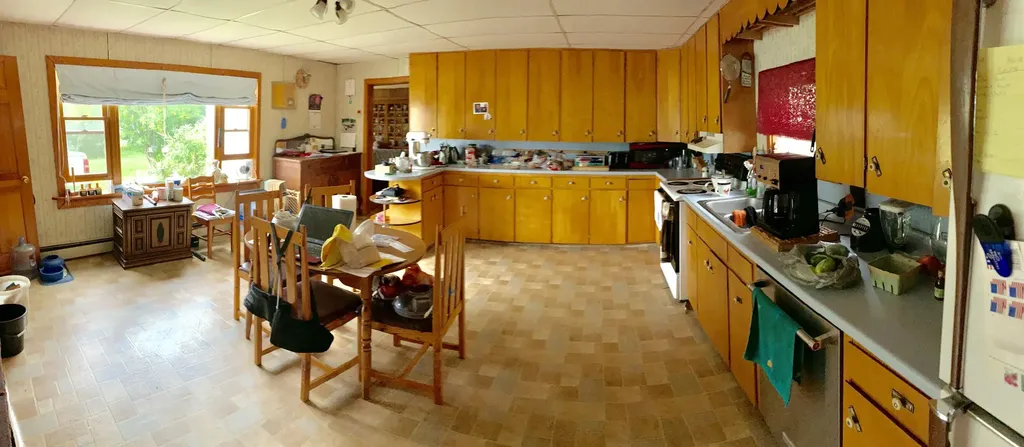 2846 Ohio Street Glenburn ME 04401