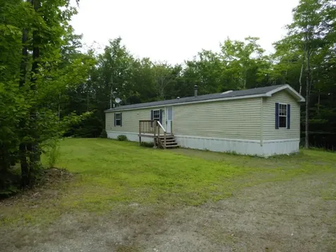 7 Chestnut Street Canaan ME 04924