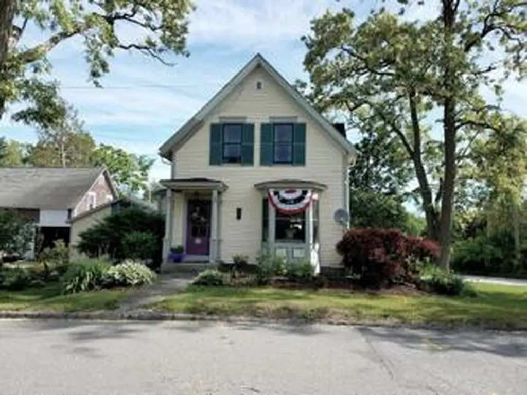 1 Summer Street Bucksport ME 04416