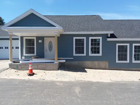 4 Blueberry Lane Standish ME 04084