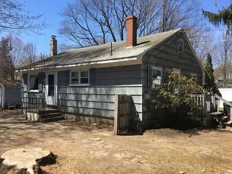 17 Lombard Street Gorham ME 04038