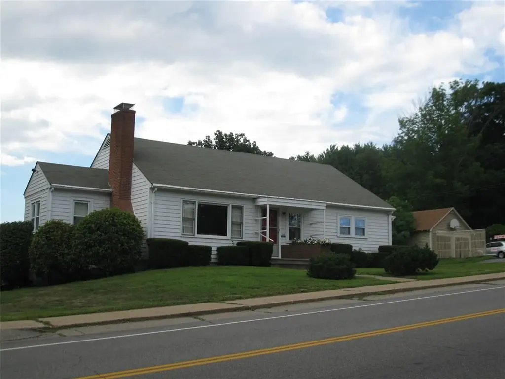 166 Cottage Street Sanford ME 04073