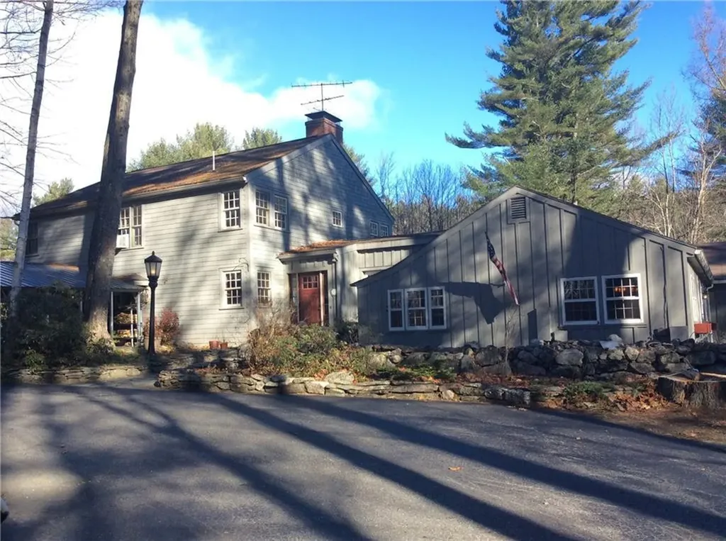 707 Lake Shore Drive Auburn ME 04210