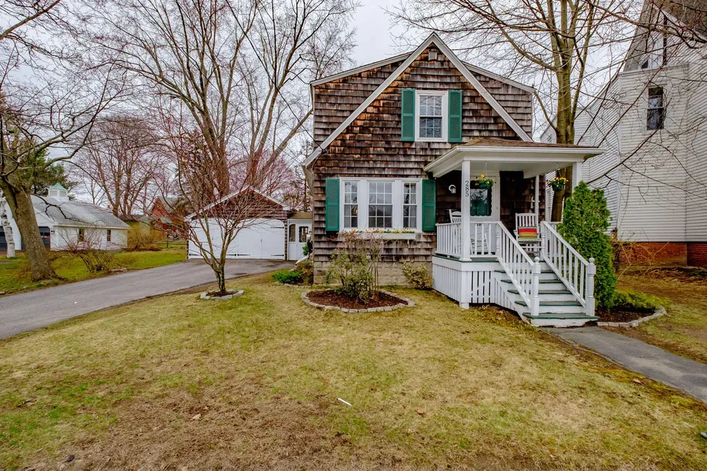 285 Allen Avenue Portland ME 04103