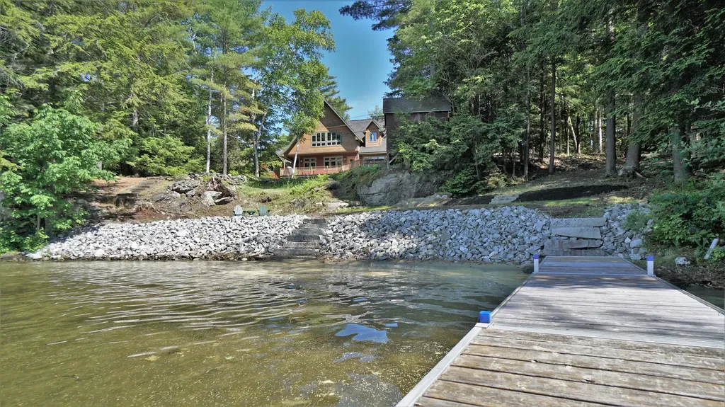 50 Walker Road Peru ME 04290