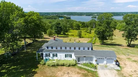 39 Sunset Vista Road Edgecomb ME 04556