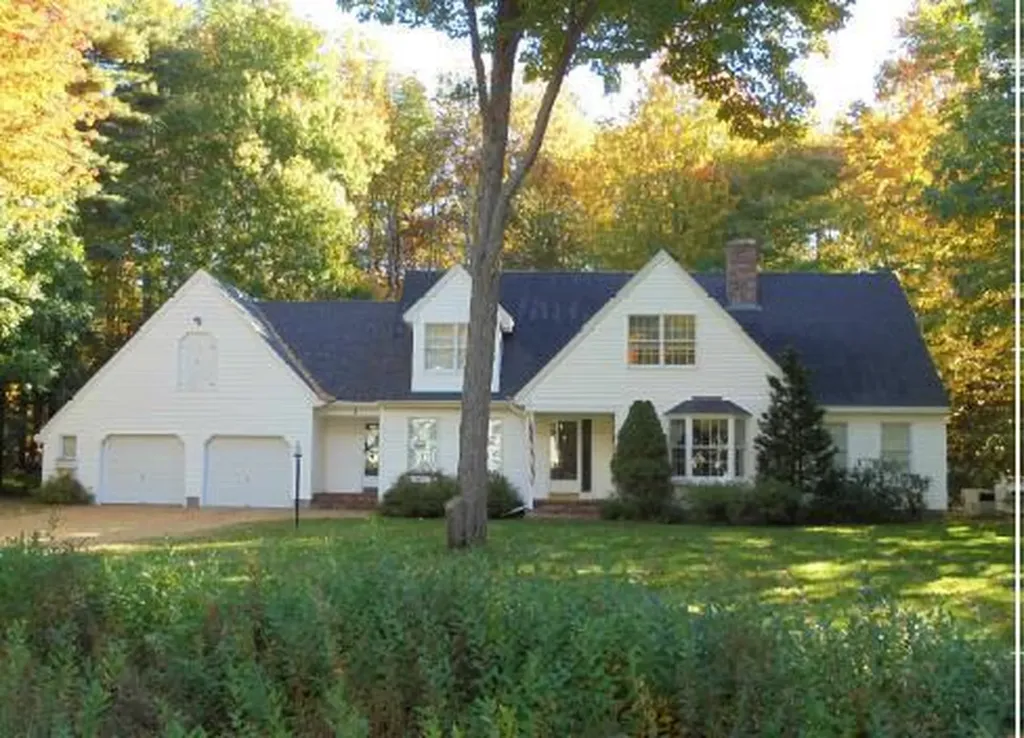 3 Locust Lane Brunswick ME 04011