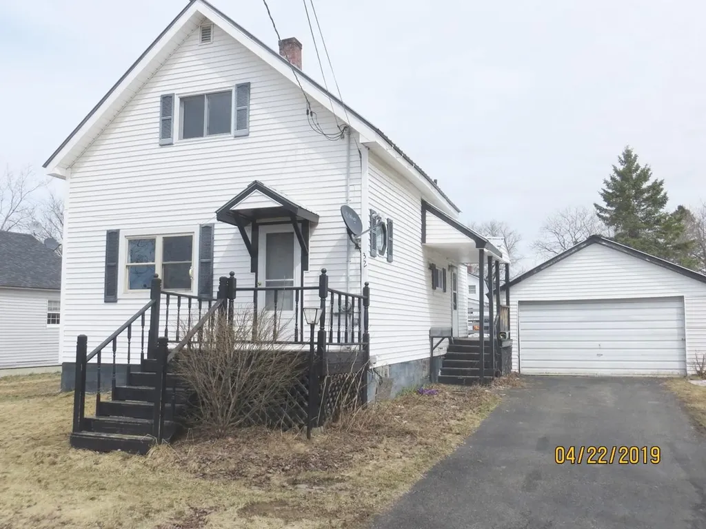 32 Braden Street Presque Isle ME 04769