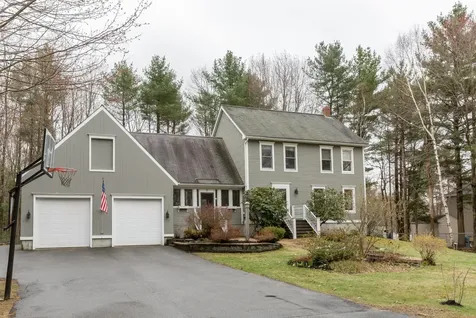 31 Fairway Drive Scarborough ME 04074