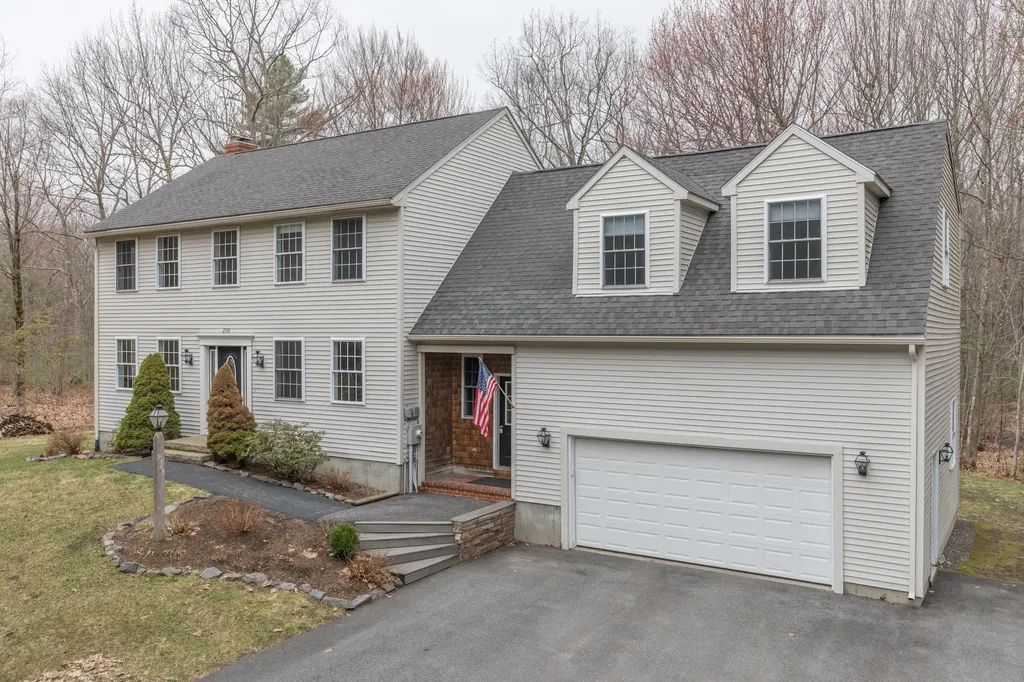 208 Broadturn Road Scarborough ME 04074