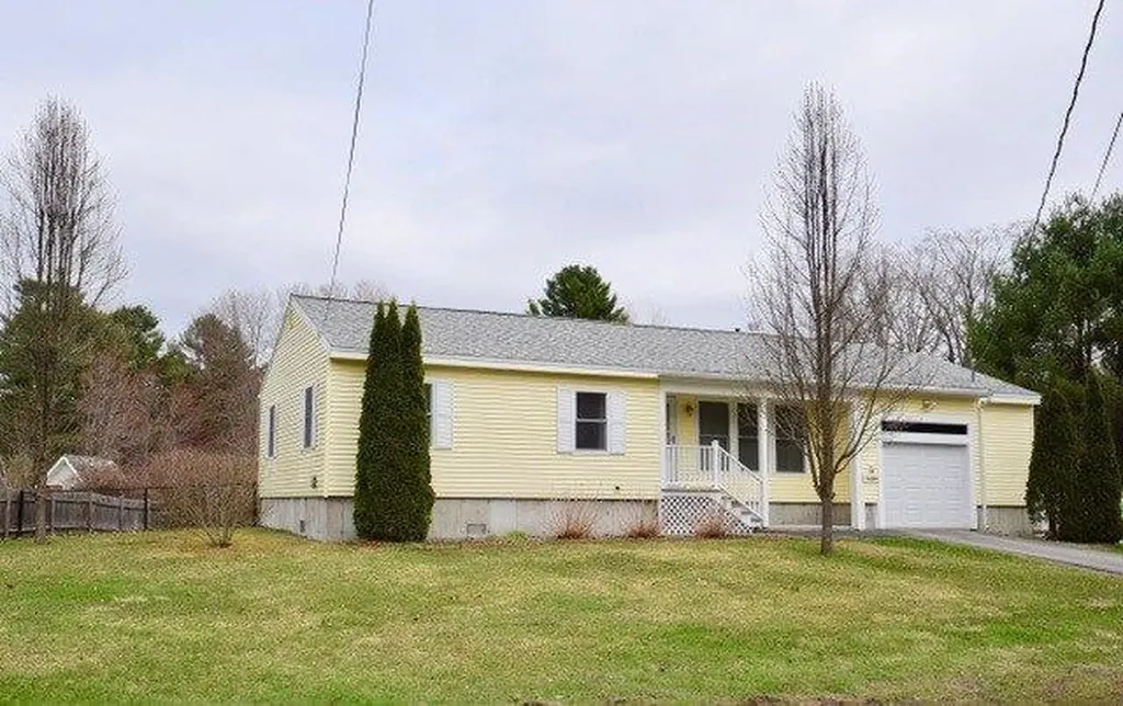22 Intervale Road Kennebunk ME 04043