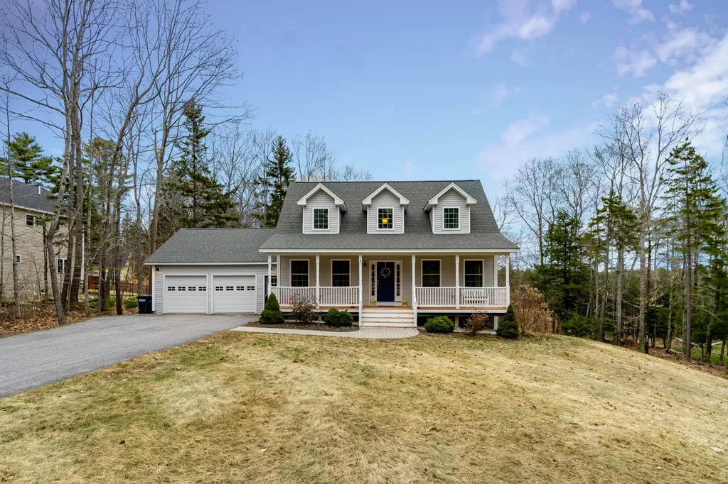 5 Newfield Road Freeport ME 04032